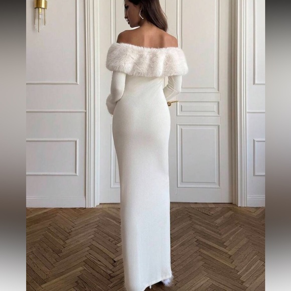 Rebellious Rose White Long Sleeve Dress - Picture 4 of 4